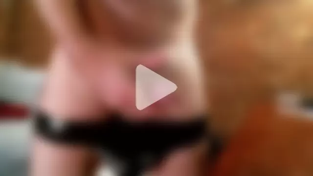 Johnny_Bottoms photo 12