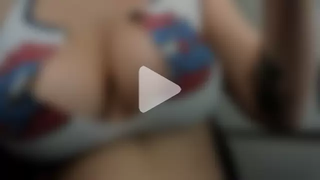 JuliaBusty photo 2