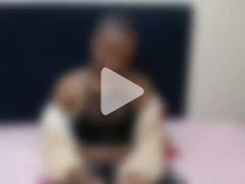 KinkyPetite18 photo 4