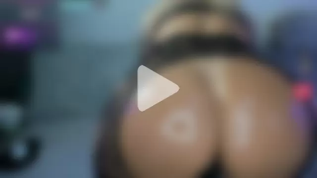 LaraLuxx photo 17