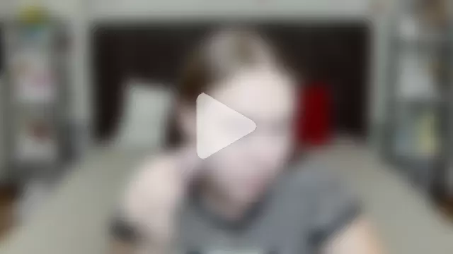 LauraHlot photo 1