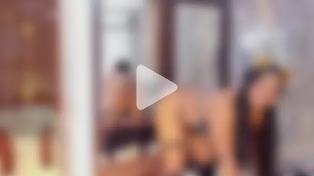 LauraSaenz01 photo 22