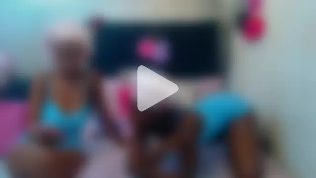 LonelyQueenxx25 photo 19