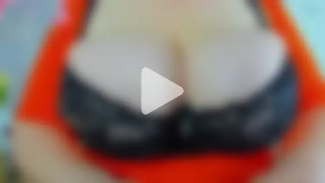MISSBOOBS photo 1