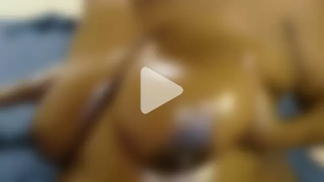 MatureBoobsDiva photo 23