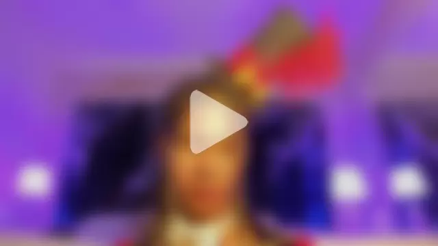 Maxim-Walker photo 13