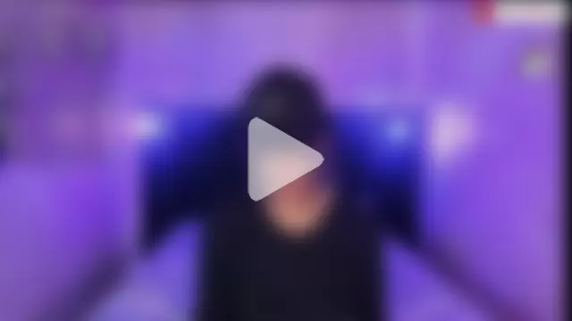 Maxim-Walker photo 11