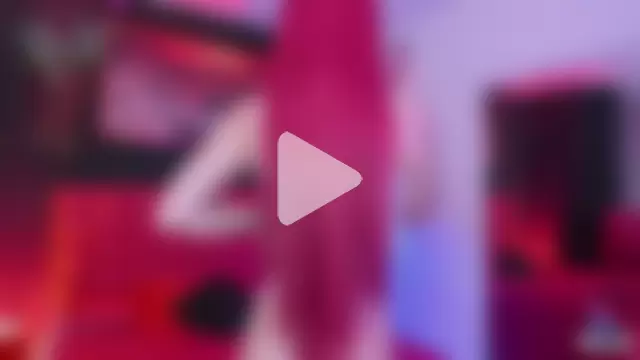 Megan_wolf1_ photo 24