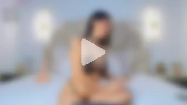 Meghanparker1 photo 11