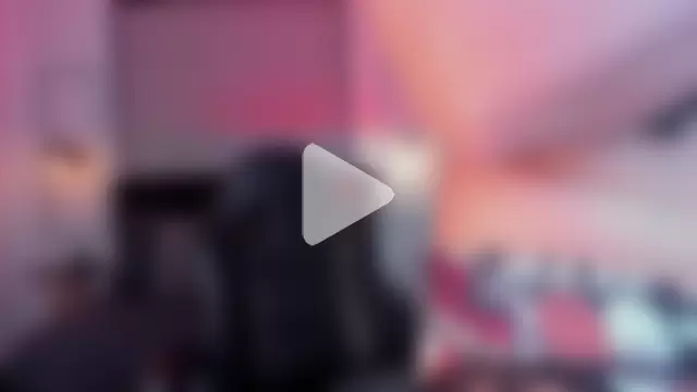 Melanie_silver_ photo 8