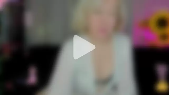 Mia_Wintermood photo 6