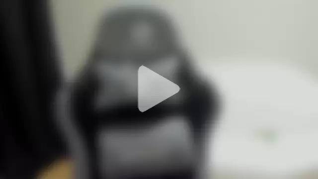 Mia_shy1 photo 1