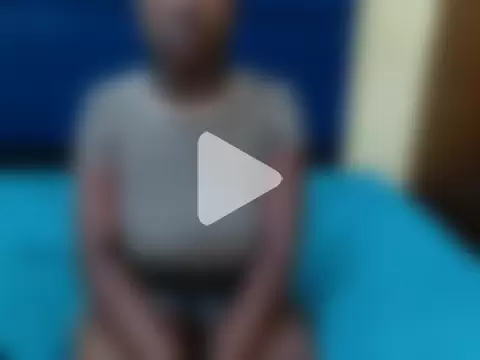 MilkyTitties photo 4