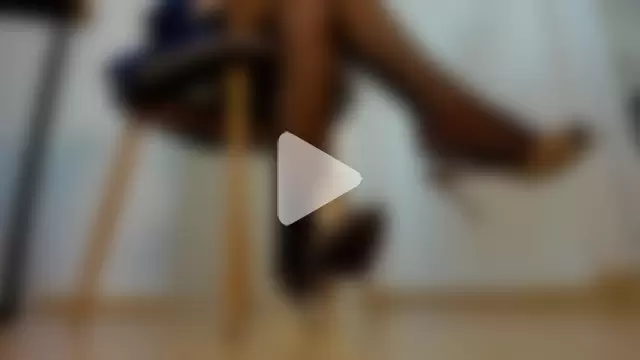 MistressMilana photo 12