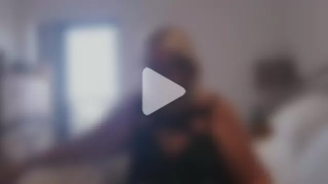 MoistCurveyChanel photo 1