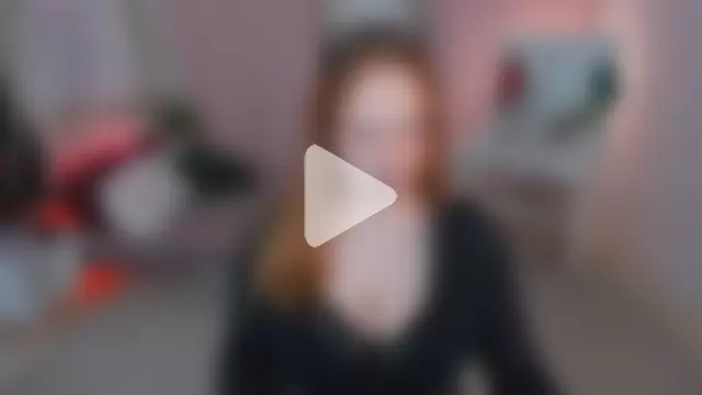 Molly_Parker photo 1