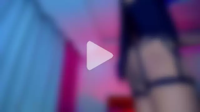 NahomiCamper photo 2