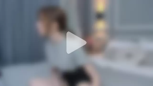 NatalieCroft photo 14