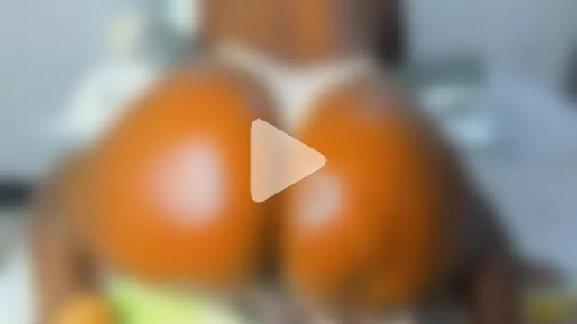 Natasha_Spencer photo 1