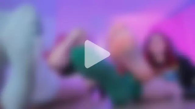 NielletaBlossom photo 12