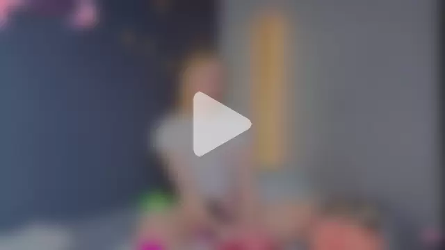 Olivia-Pink photo 17