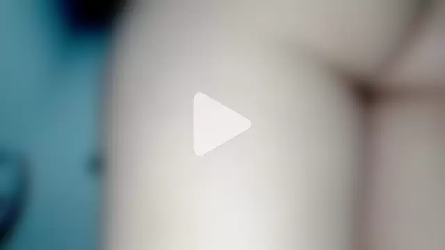 PetiteIvoryQueen19 photo 4