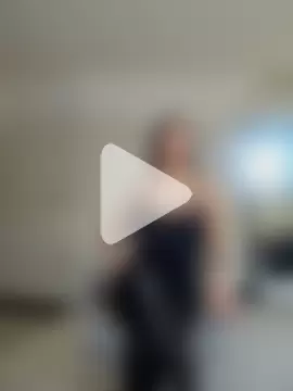 QueenTricks1 photo 4