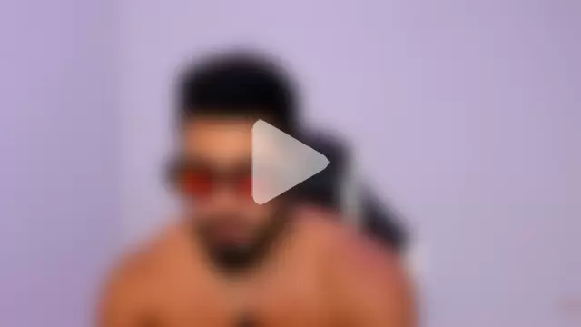 Santiago_huntt photo 2