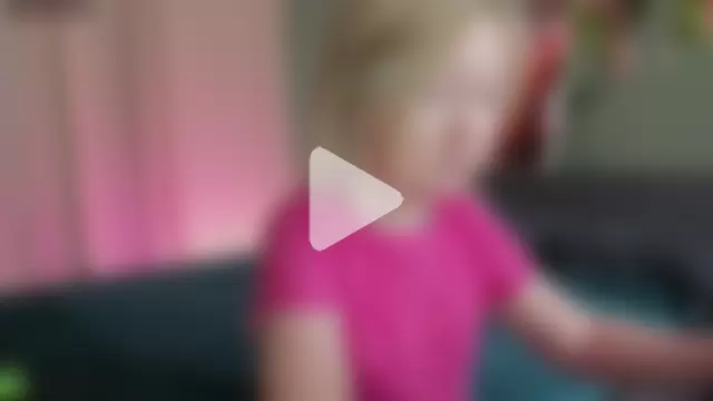 Sara_Robinson photo 2