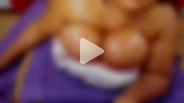 SexyBustyBoobs photo 14