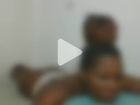 Sexyebonygal photo 4