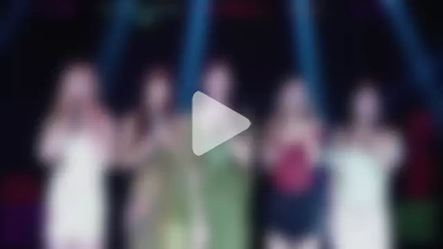 SuperGirl-100 photo 15