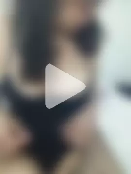 TattyHarrisquirtt photo 10