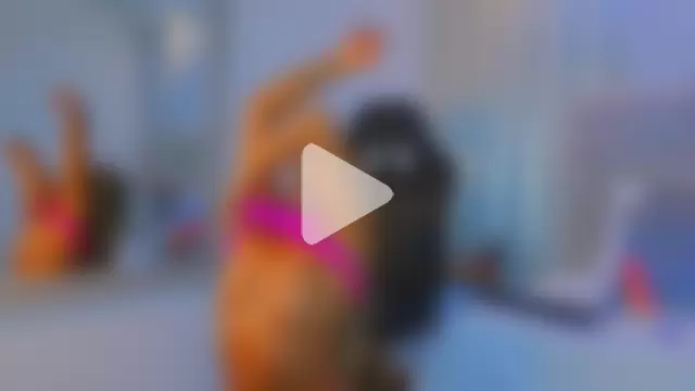 Tayra_Pradit photo 21