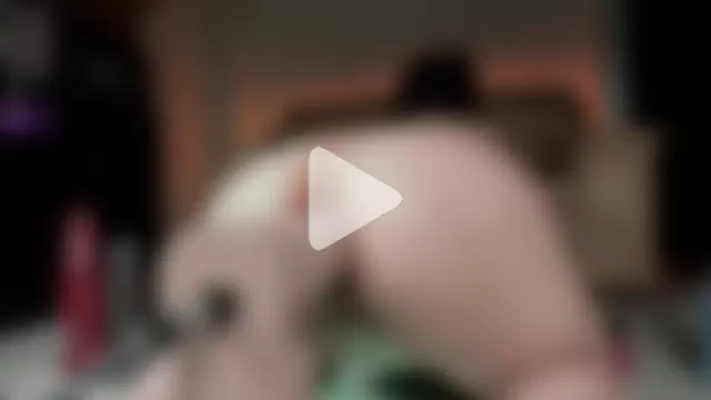 Th3Qu33n0fBigg3st photo 5