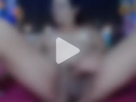 UrAsianPrincessDanie photo 10