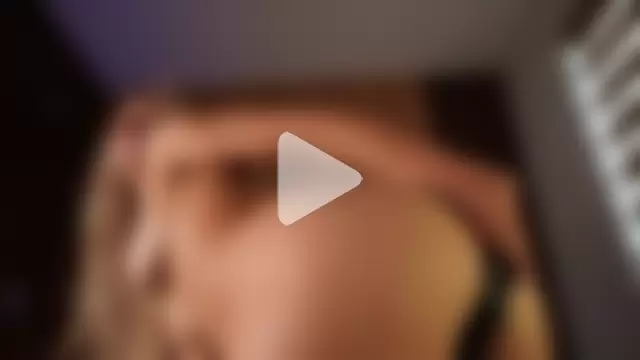 VikkiLustfull photo 1