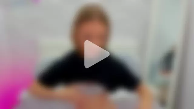 VirginOlly photo 18