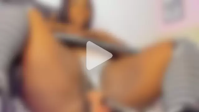 WhitneyWells photo 4