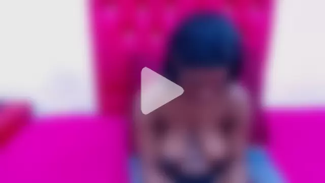 XSCARLETQUEENXX photo 5