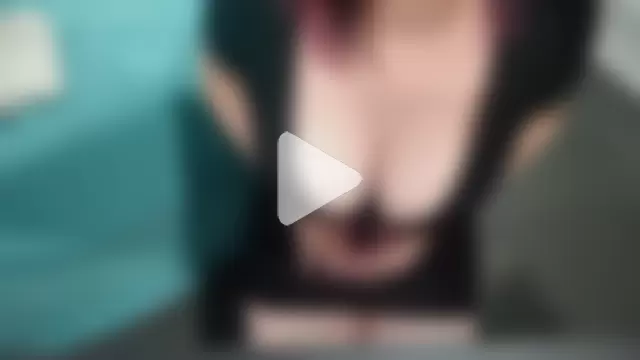 XxxApril4uxxX photo 18