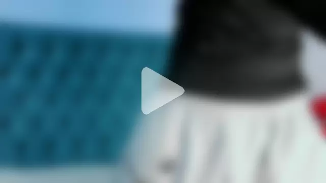 _Thomas_hot_ photo 14