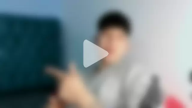 _Thomas_hot_ photo 5