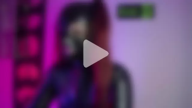 auroralatexprincess photo 9