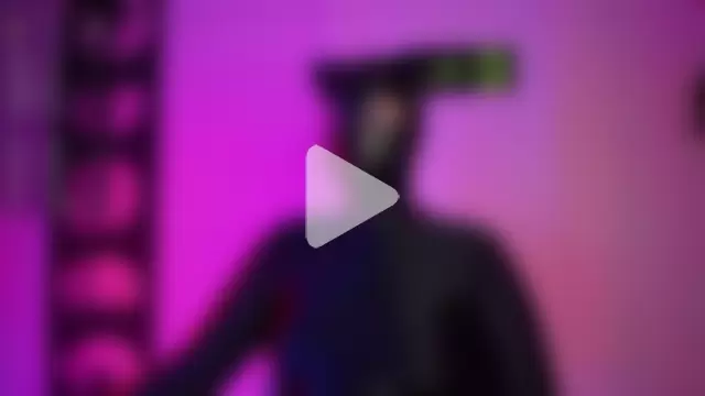 auroralatexprincess photo 1