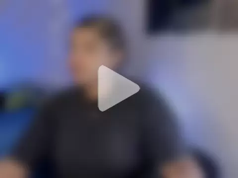 chloe_kisses photo 25