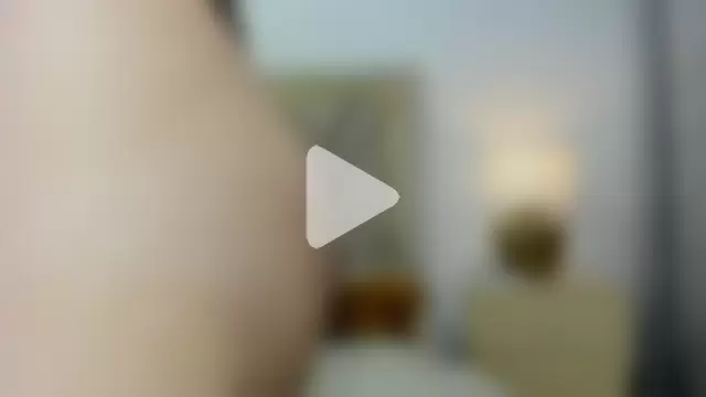 emily_queen2 photo 8