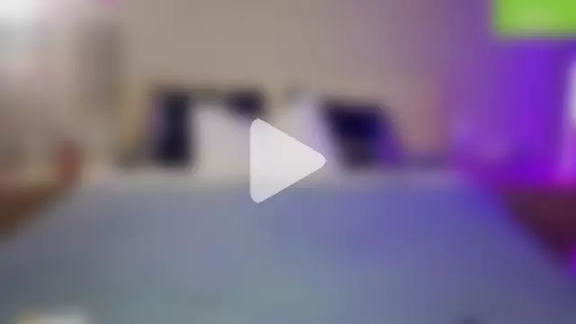 excited-kristi photo 15