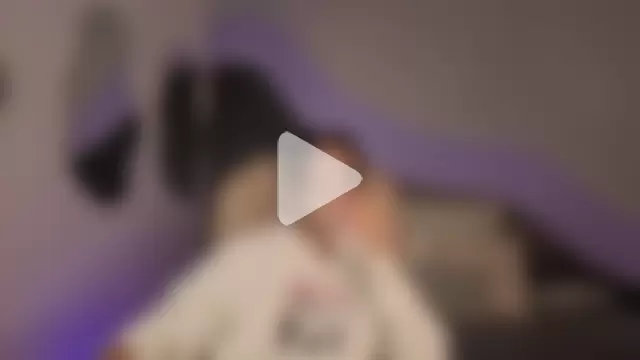 hot_little_bunny photo 19