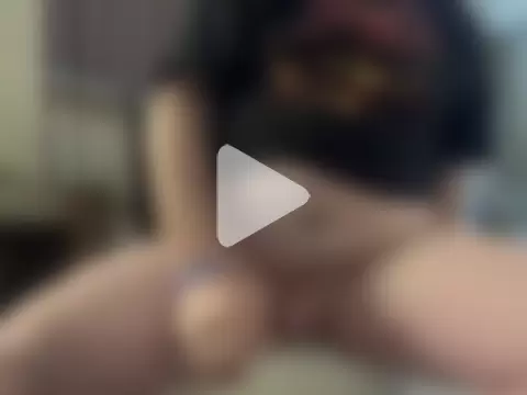 iwantutocum1X photo 5